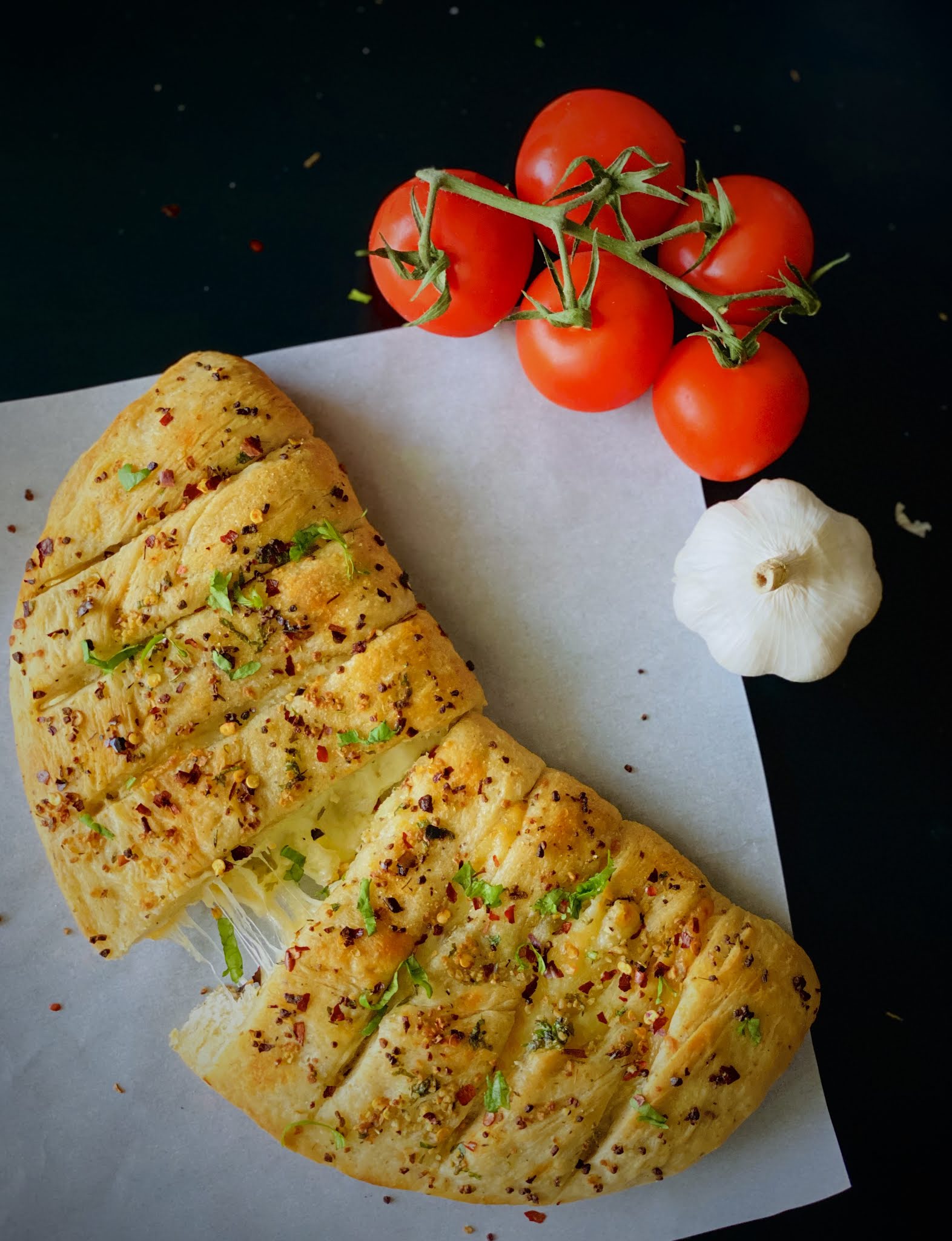 STUFFED GARLIC BREAD